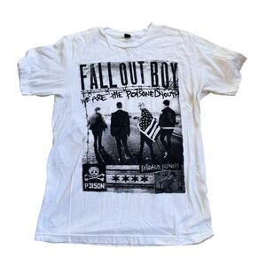 Fall Out Boy We are The Poisoned Youth Boys of Zummer 2013 Chicago Tour Shirt M